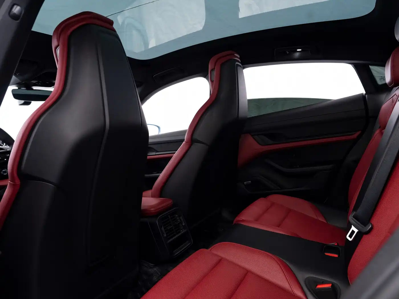Porsche Taycan, миниатюра 11