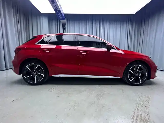 Audi A3 2022 Sportback 35 TFSI Style Sport — фото 5