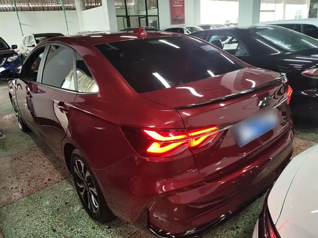 Chevrolet Monza 2019 RS 330T Auto Smooth Edition China VI фото 5