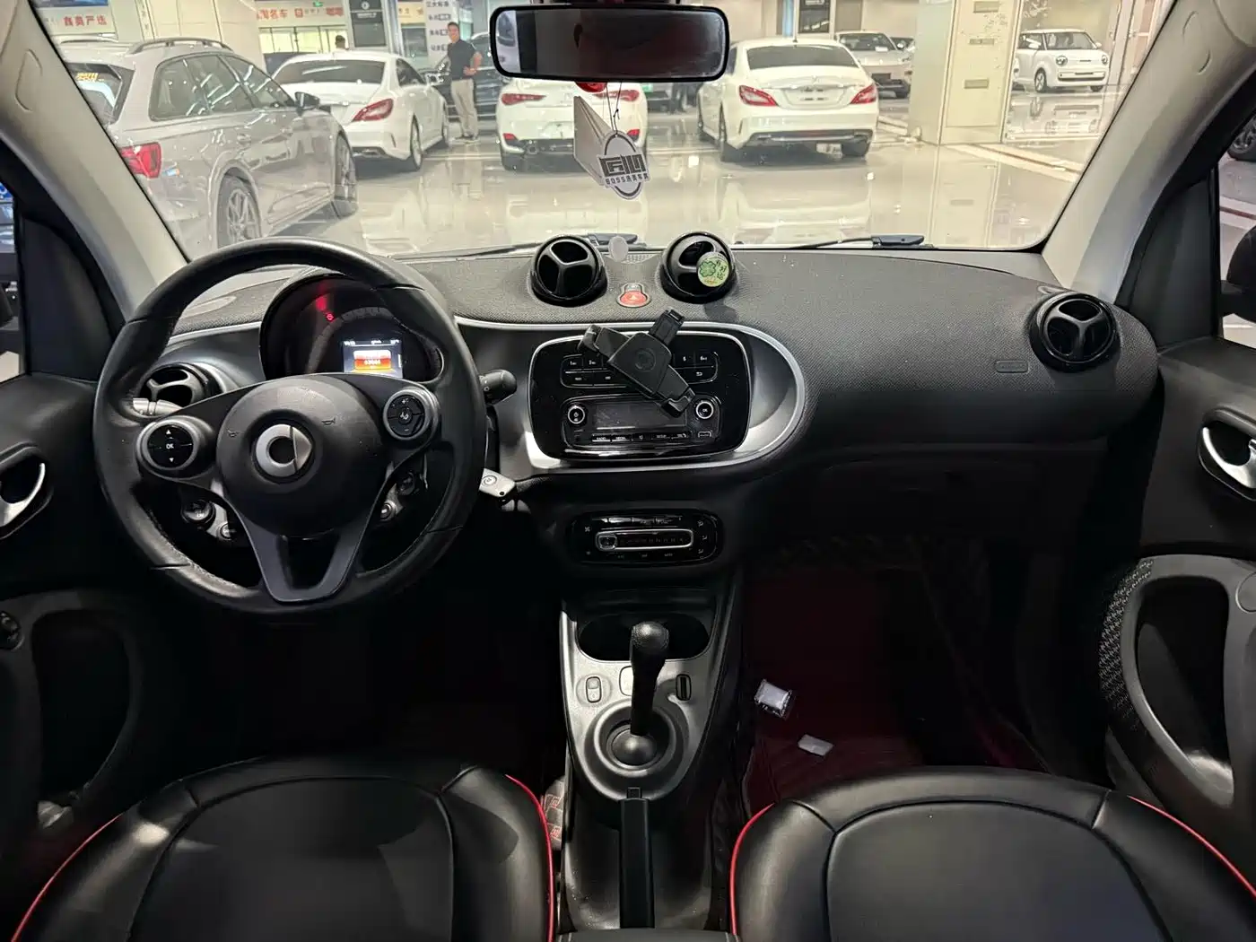 smart fortwo 2018 2018 1.0L 52kW Hardtop Passion Edition China V