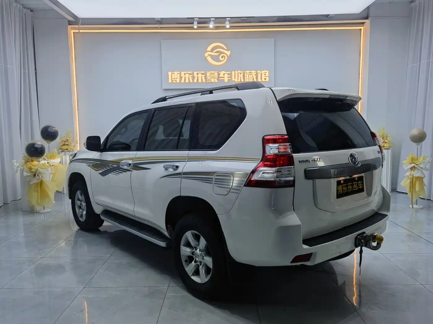 Toyota Prado 2016 3.5L Auto TX-L фото 13