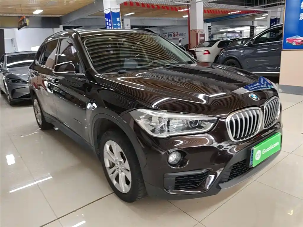 BMW X1 2016 sDrive18Li Premium Model фото 4