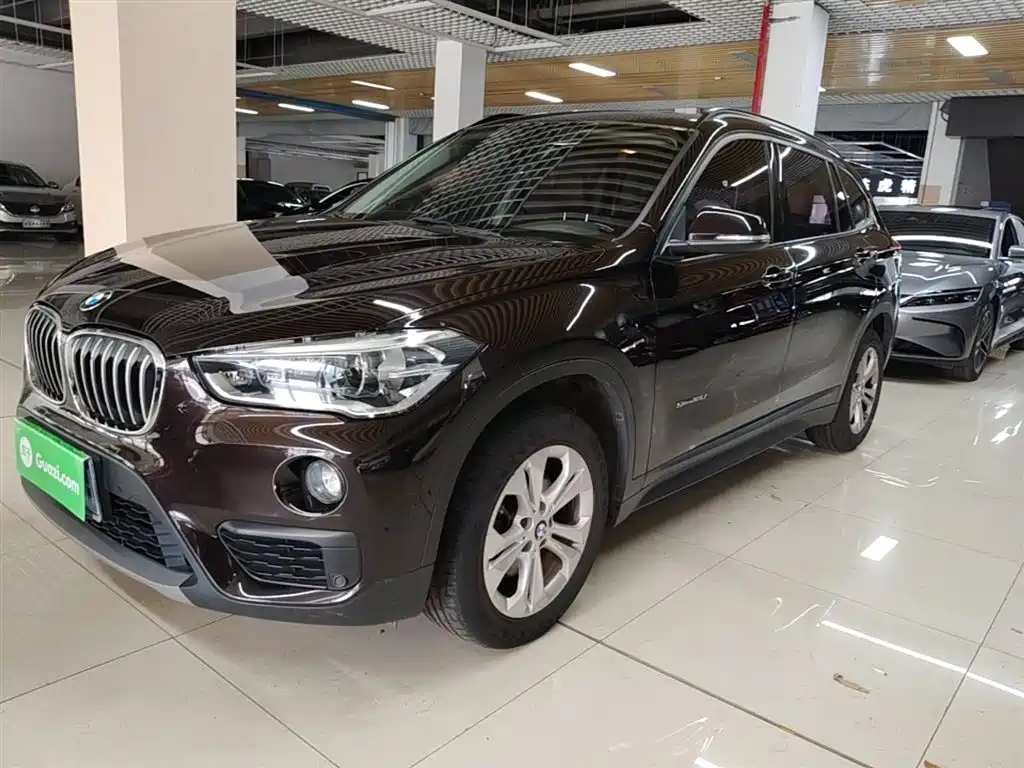 BMW X1 2016 sDrive18Li Premium Model фото 2