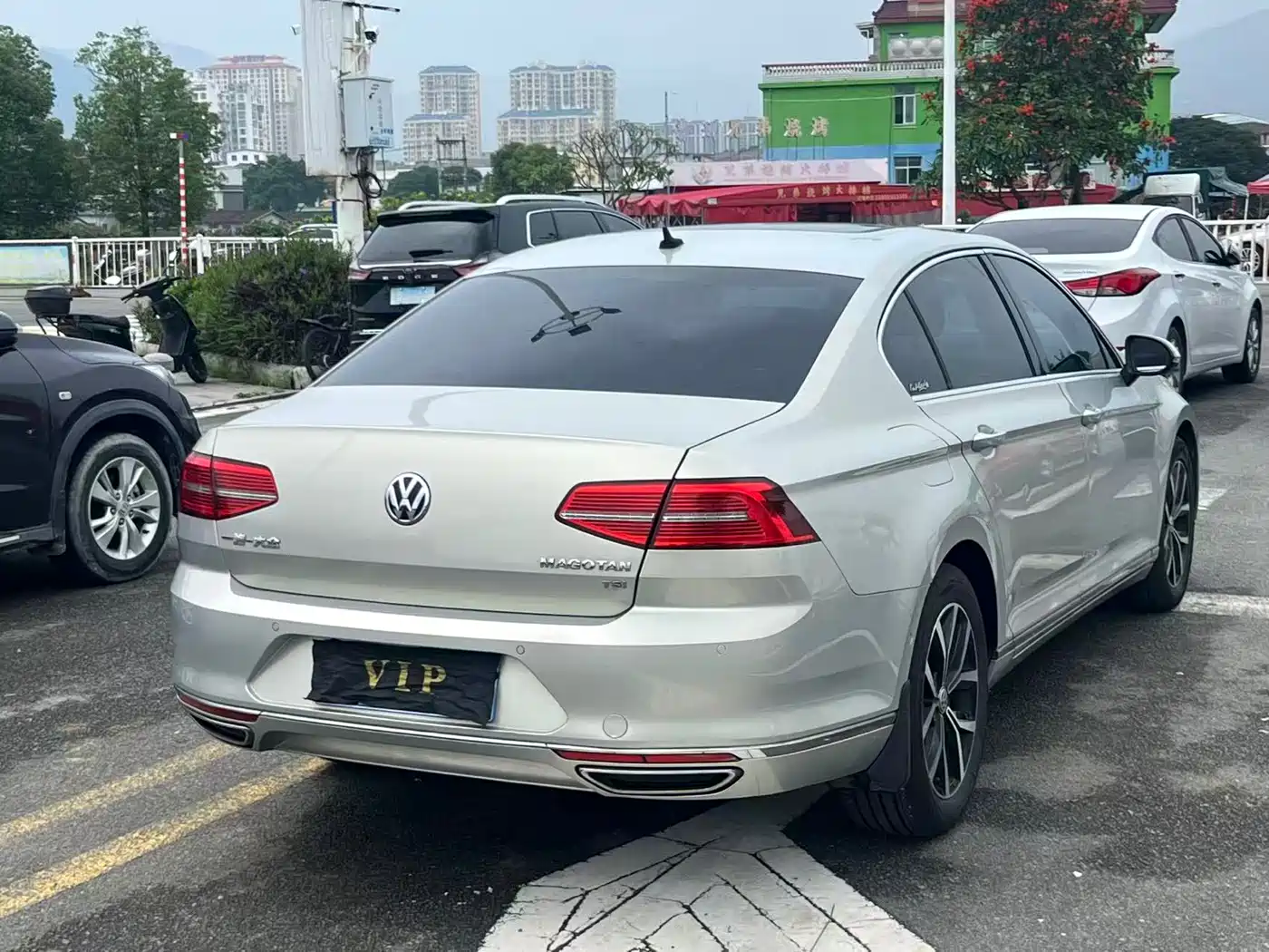 Volkswagen Magotan 2017 330TSI DSG Premium фото 7