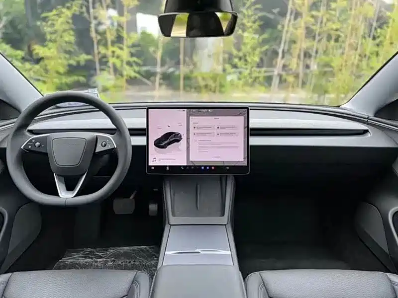 Photo 6 - Tesla Model 3