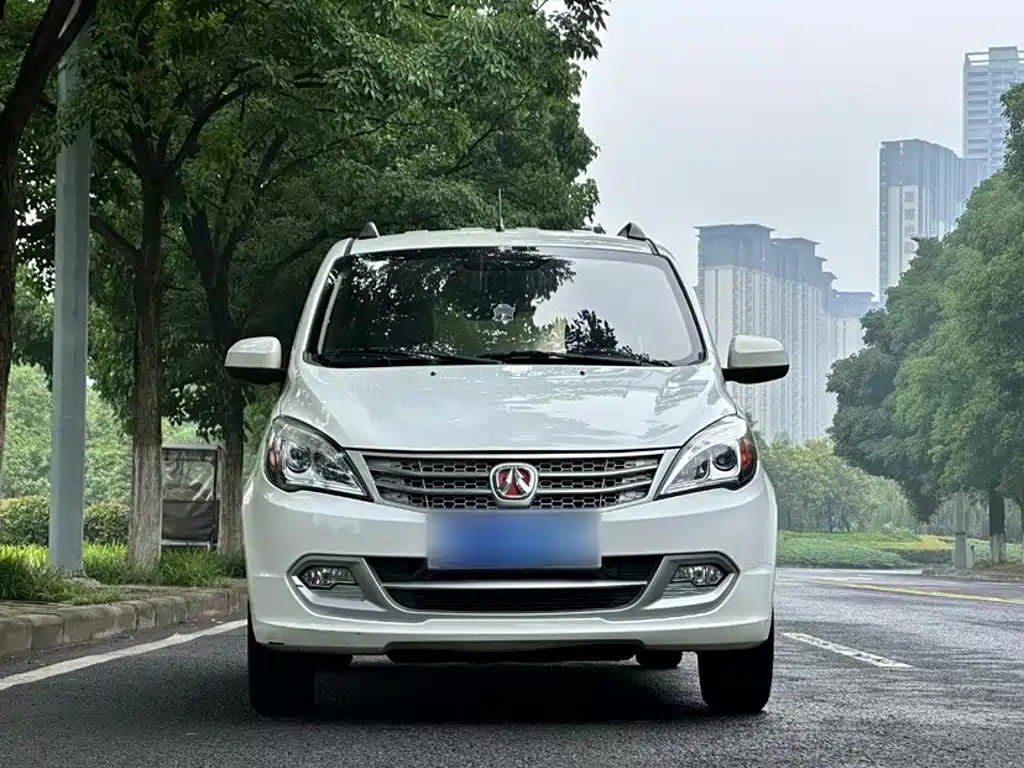 BAIC Weiwang M20 2016 2014 1.5L Utility BJ415A