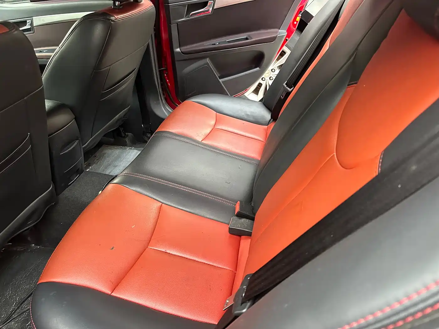 Roewe 350 2015 2015 Model 1.5L Automatic Luxury Sunroof Edition