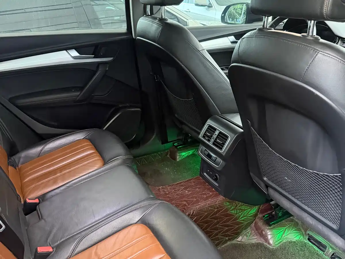 Audi Q5L 2020 40 TFSI Prestige Fashion фото 20
