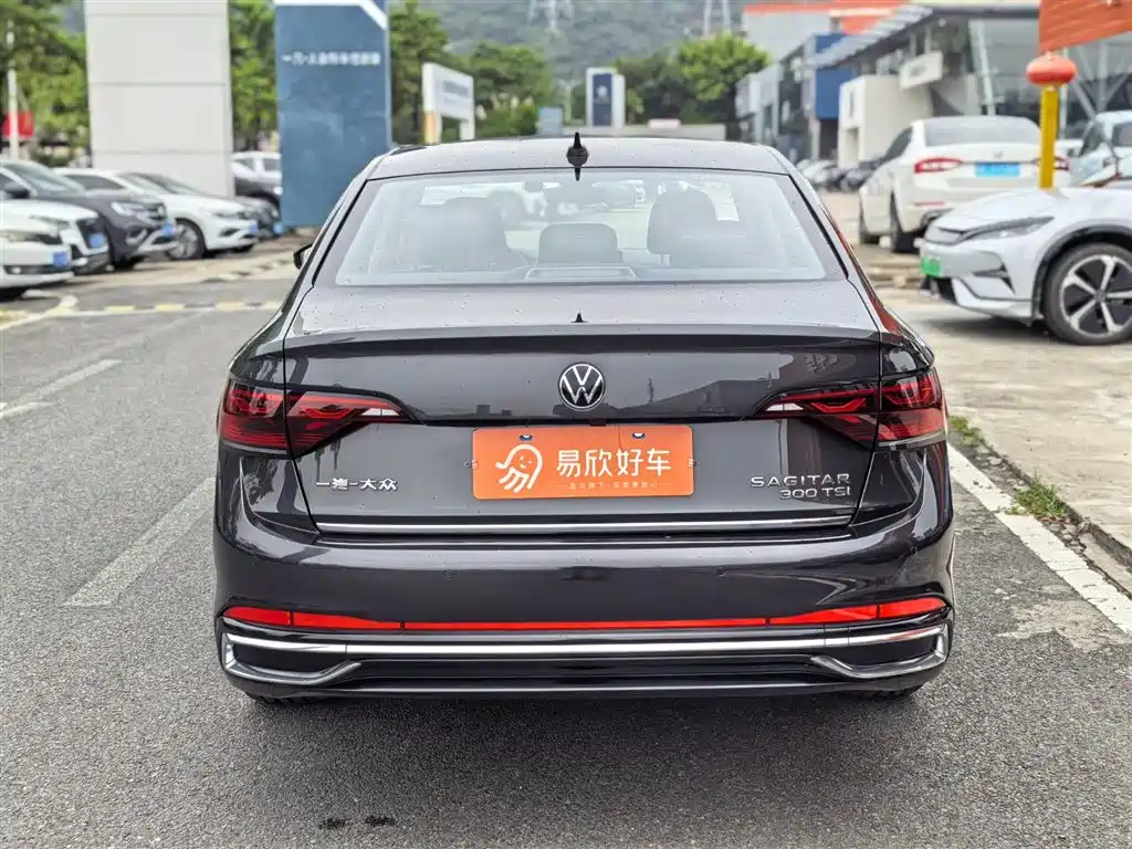 Volkswagen Sagitar 2023 300TSI DSG Excellence Edition фото 8