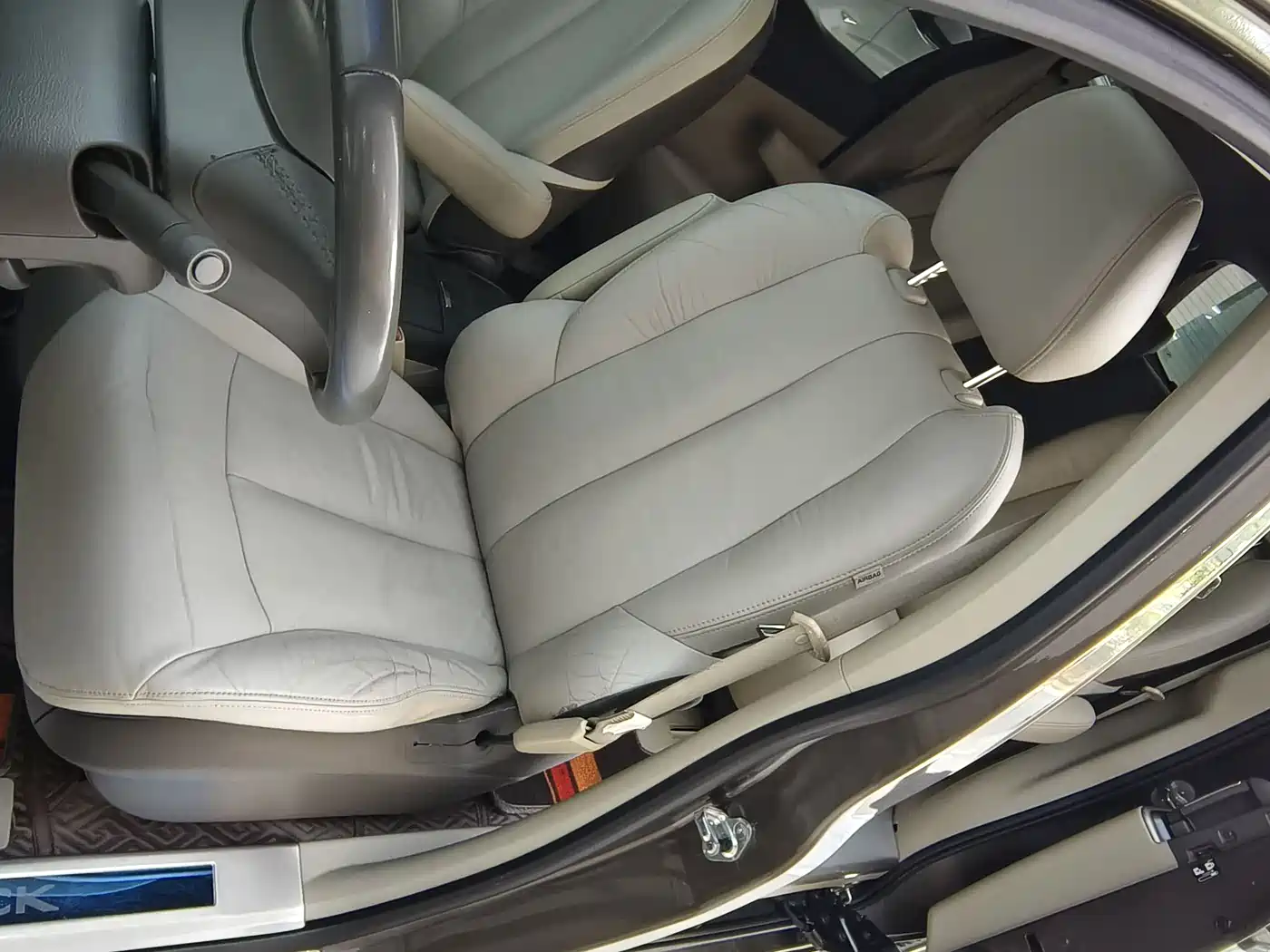 Buick GL8 2011 3.0L XT Luxury Business Flagship фото 17