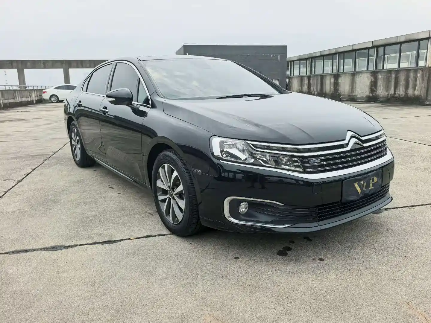 Photo 3 - Citroën C6