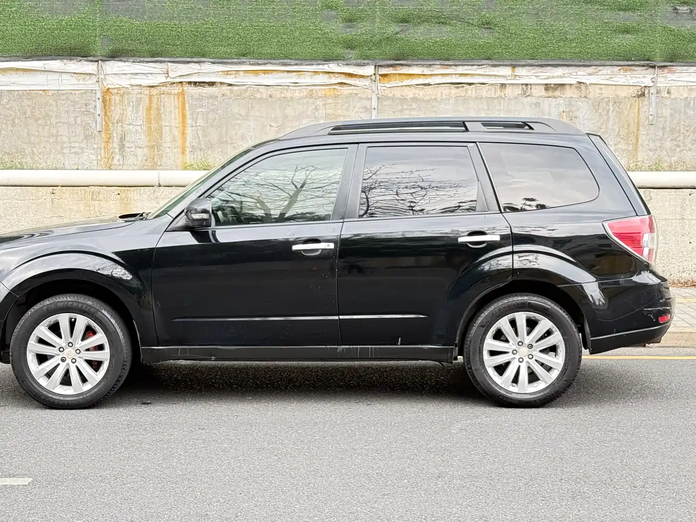 Subaru Forester 2011 2.5XS Automatic Luxury Edition фото 7