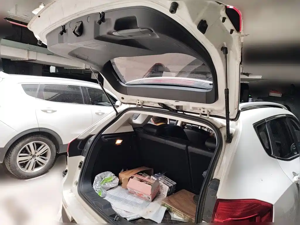 Haval H2s 2018 2018 Red Label 1.5T DCT Smart Elite Type