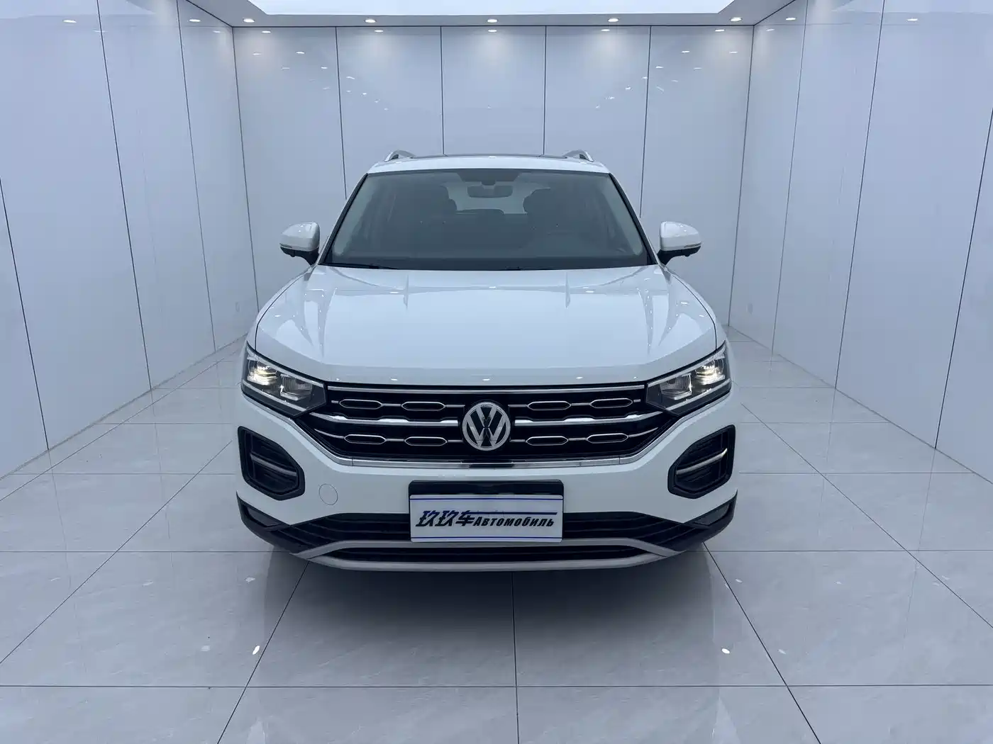 Volkswagen Tayron 2022 280TSI 2WD Luxury Smart Connect Edition фото 2