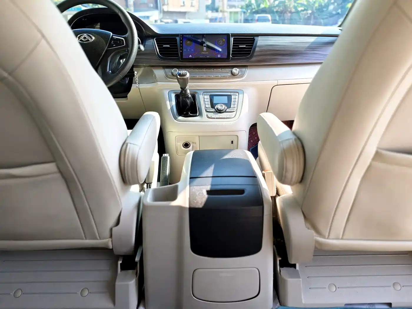 SAIC Maxus Maxus G10 2019 PLUS 1.9T Manual Elite Edition Diesel China V фото 13