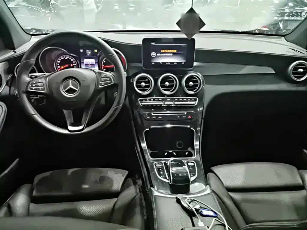Mercedes-Benz GLC 2016 GLC 200 4MATIC фото 10