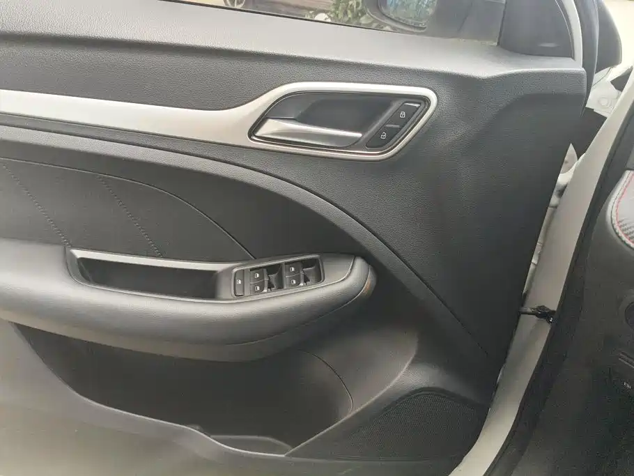 MG ZS 2020 2020 Model 180DVVT Automatic UP