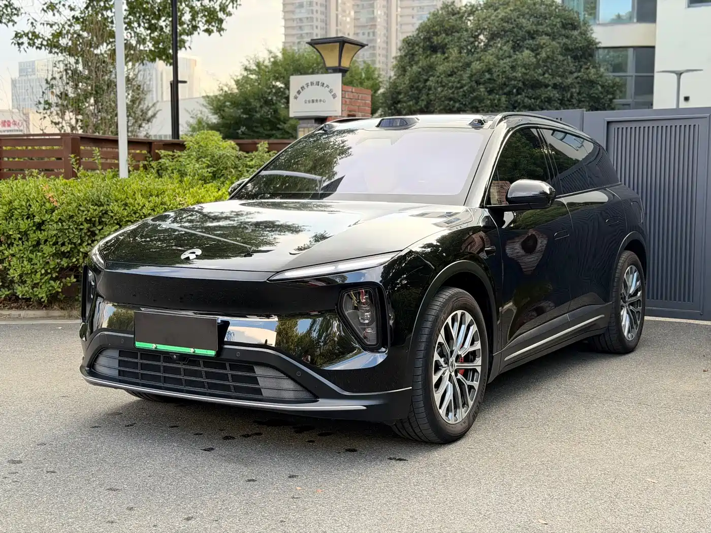 2025 NIO ES6