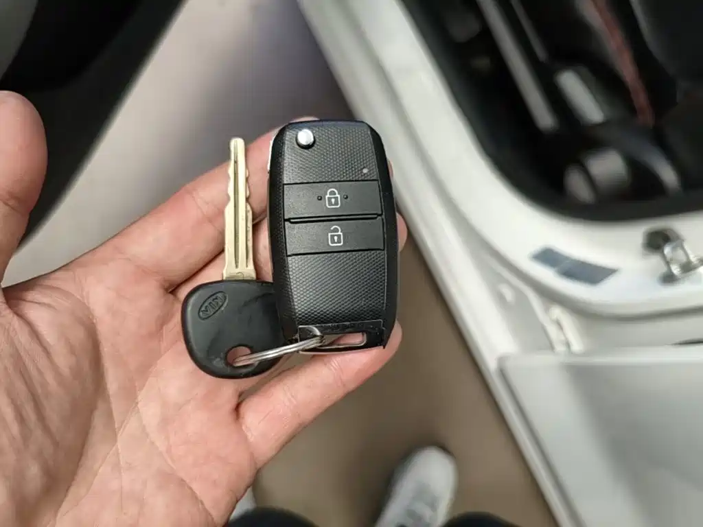 Kia Huan Chi 2021 2020 Facelift 1.4L Auto Comfort Sunroof Edition