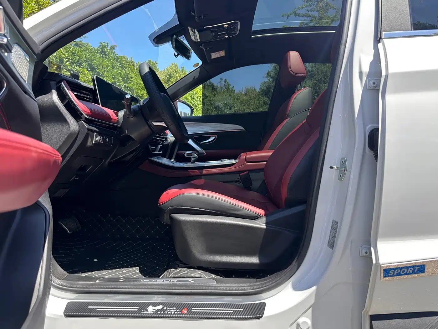 Jetour X70 PRO 2023 2023 Model 1.5T DCT Comfort 7-Seater