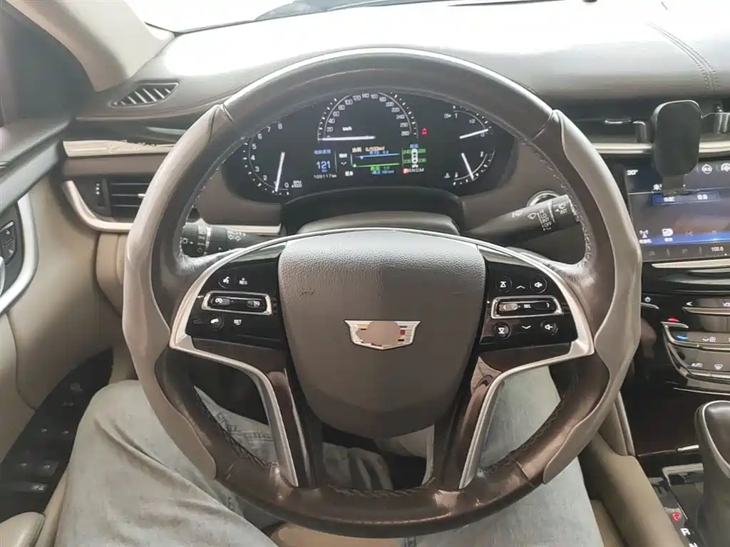 Cadillac XTS 2017 28T Technology фото 11