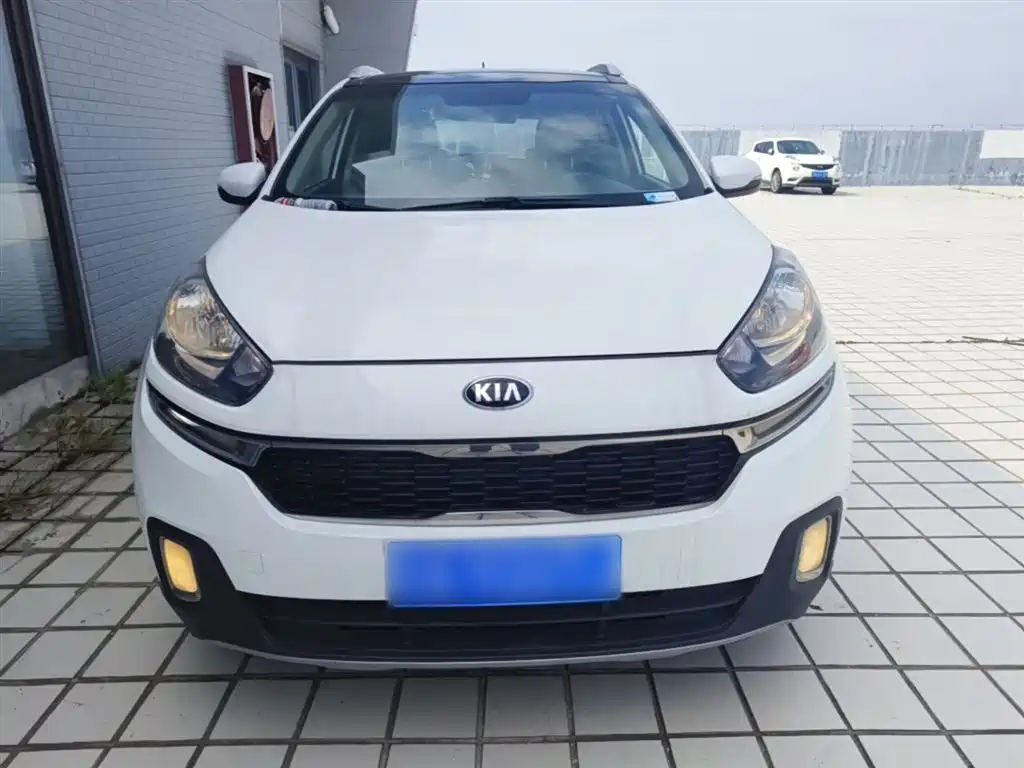 Kia KX3 Smart Run 2015 1.6L Automatic 2WD DLX фото 3