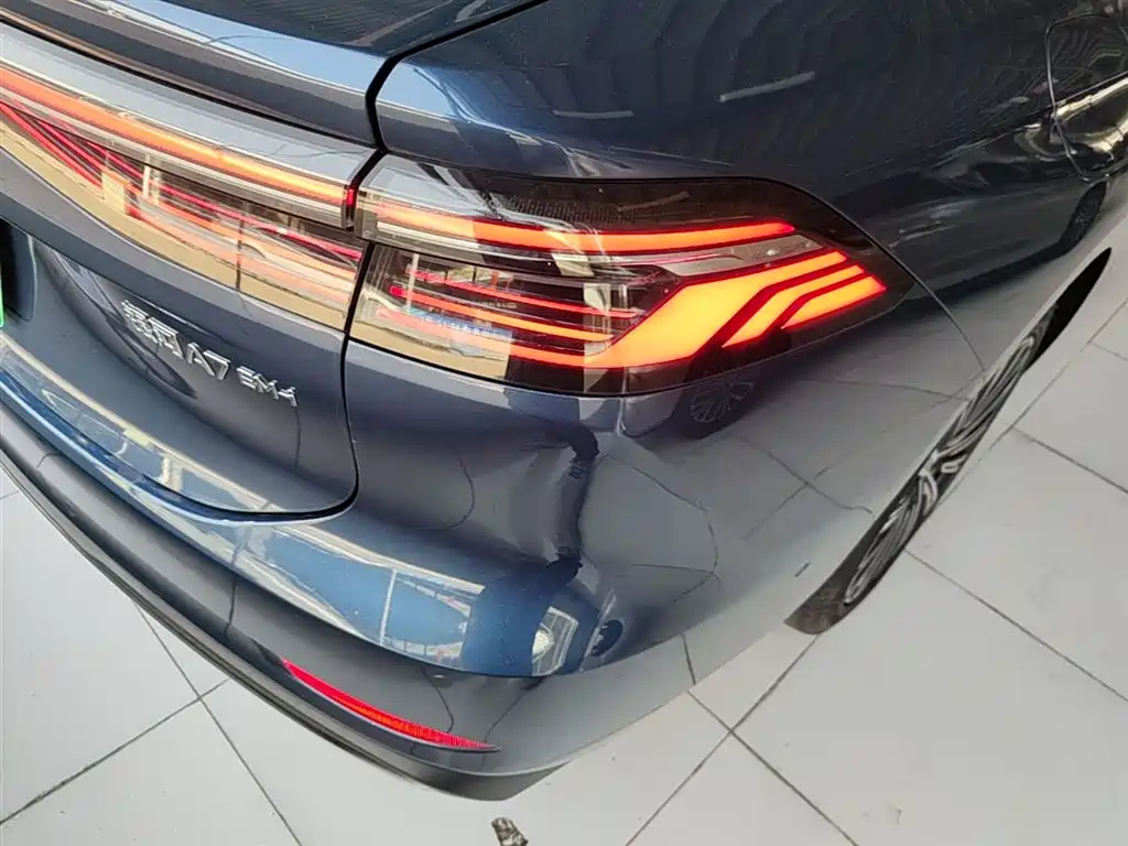 Geely Galaxy Galaxy A7 2025 EM-i фото 8
