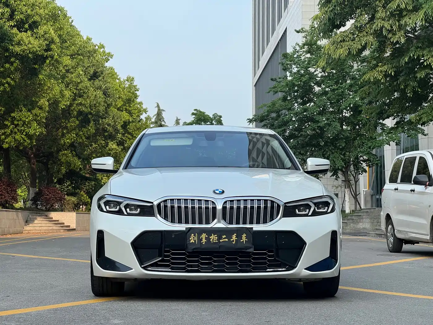 BMW 3 Series 2022 320Li M Sport Package фото 2