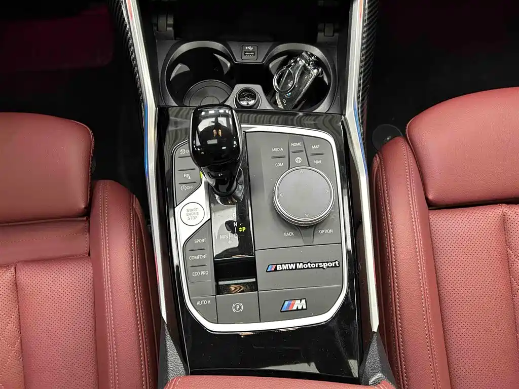 BMW 3 Series 2022 320i Sport Package фото 6
