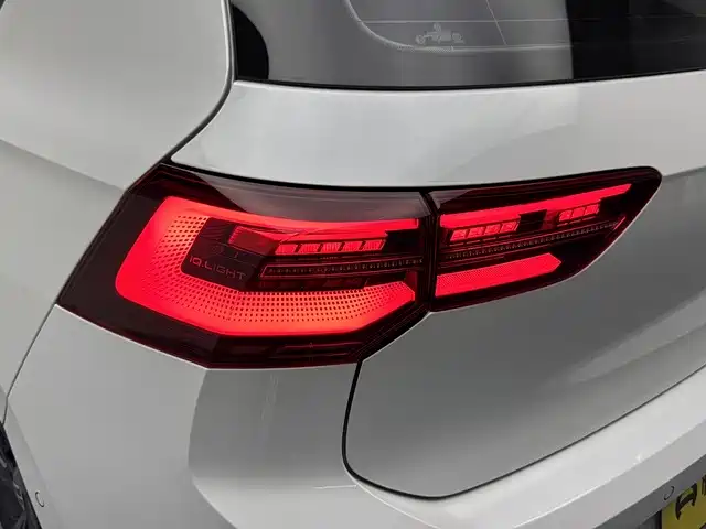 Фото 14 - Volkswagen Golf