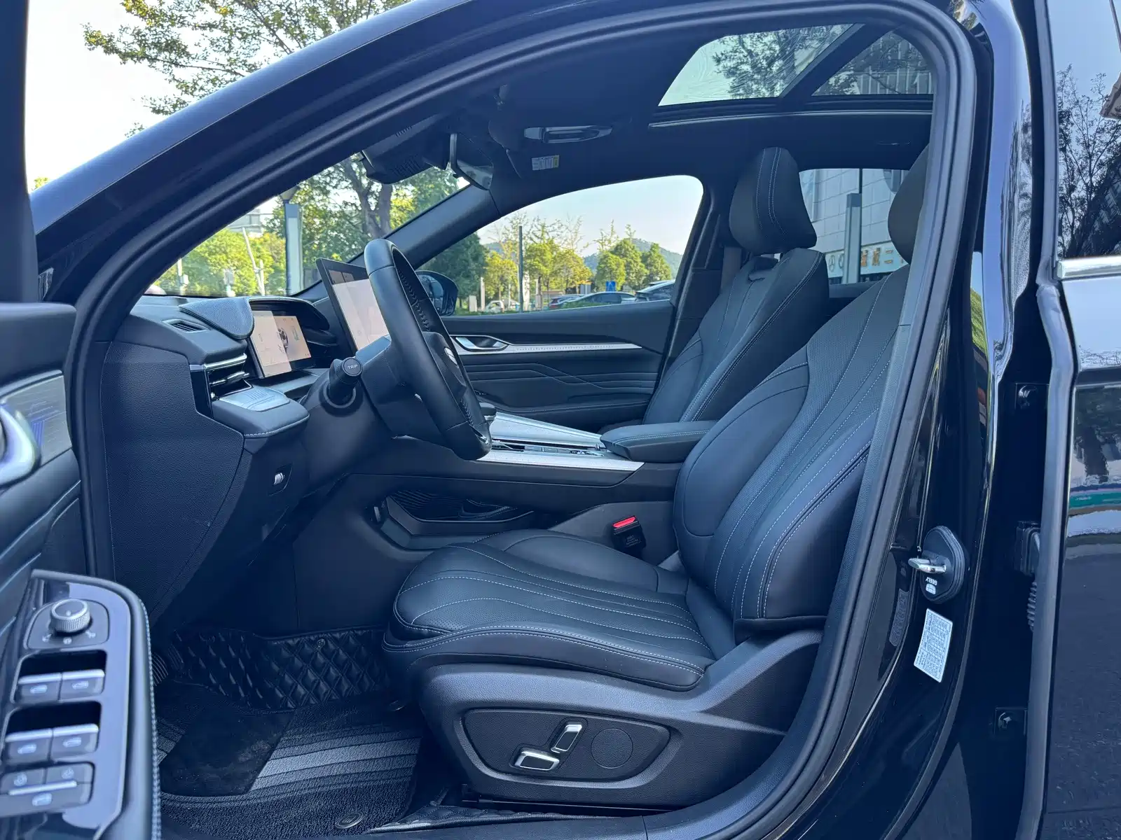 Фото 29 - Geely Preface