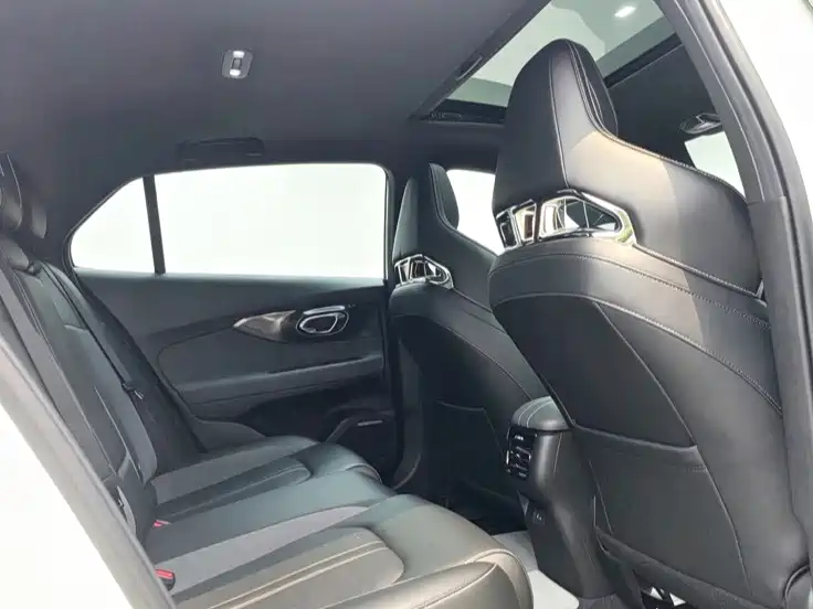 Photo 6 - GAC Trumpchi Trumpchi Emkoo