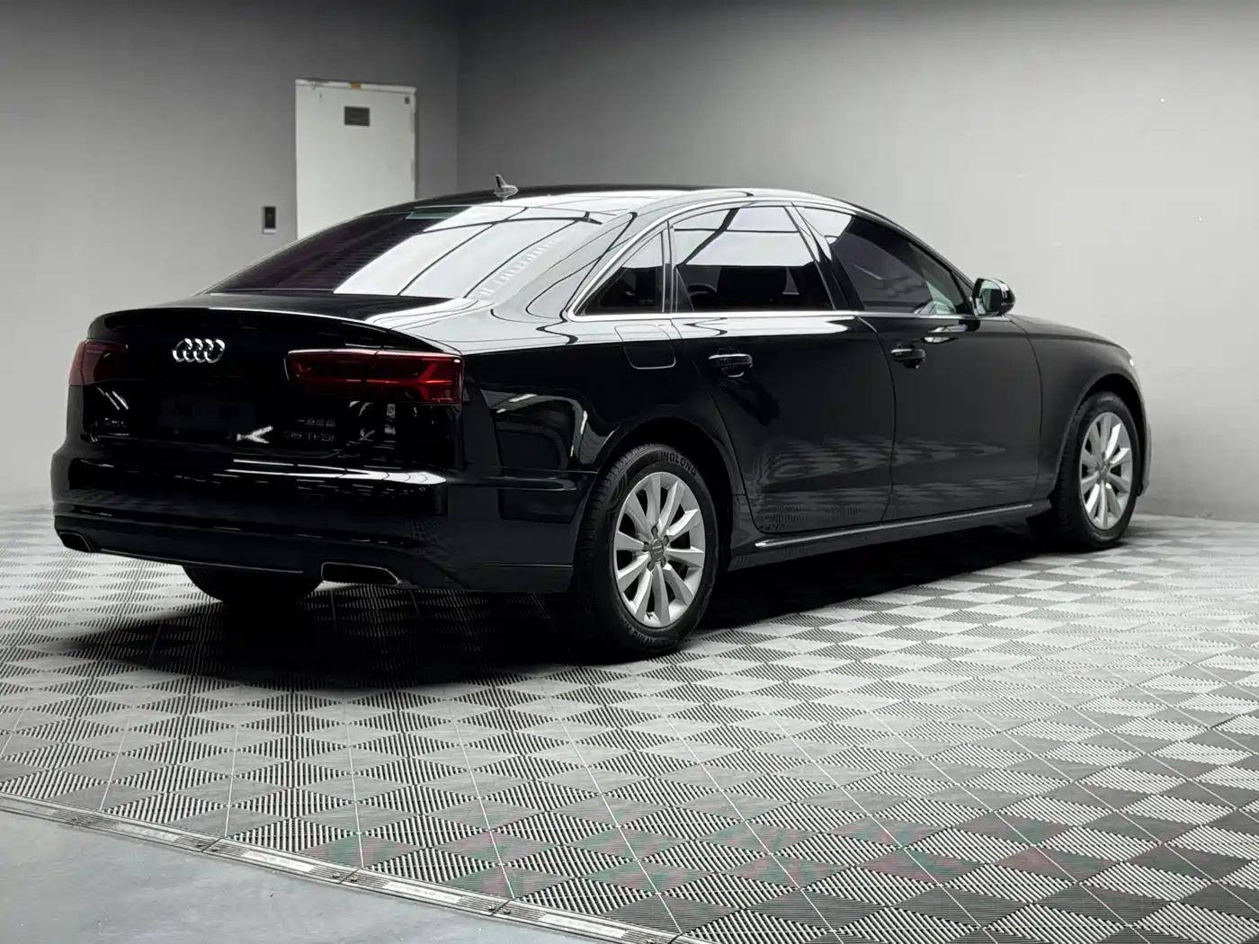 Audi A6L 2016 TFSI Technology фото 10