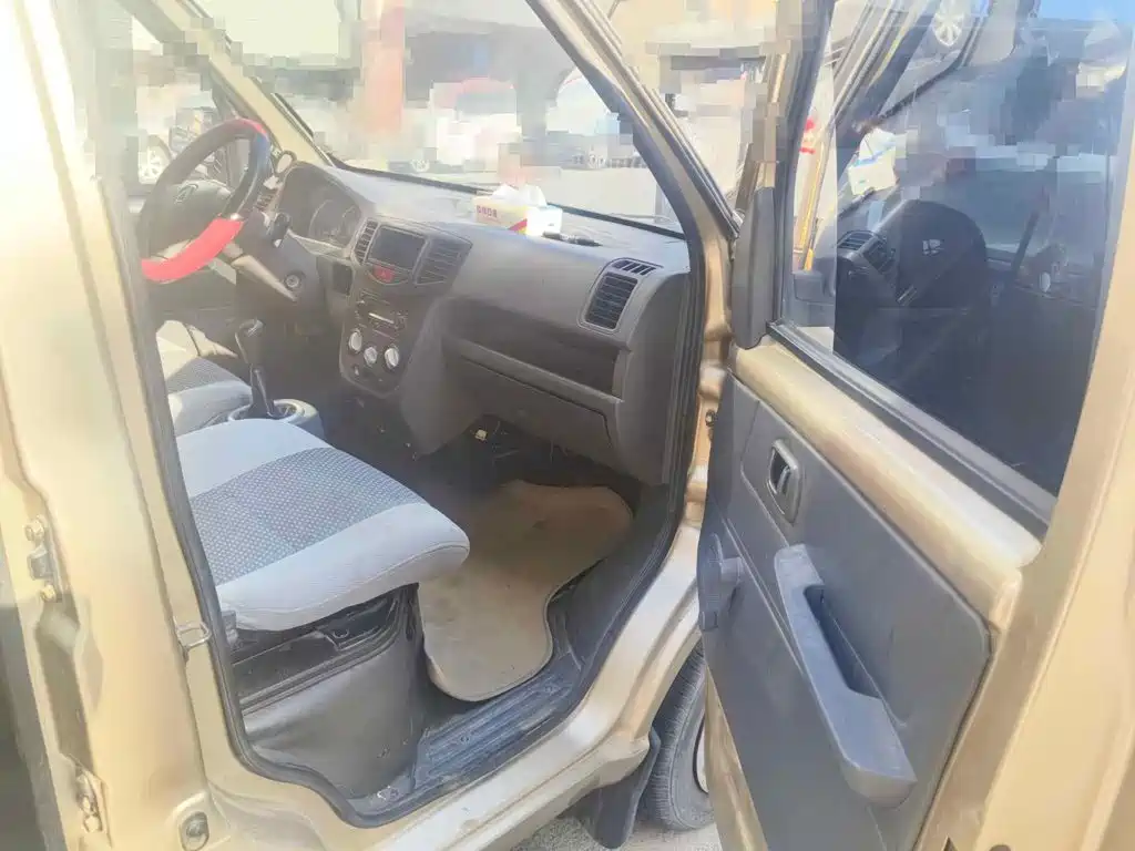 BAIC Weiwang 306 2015 2013 1.2L Value Comfort 7-seater A12 China IV