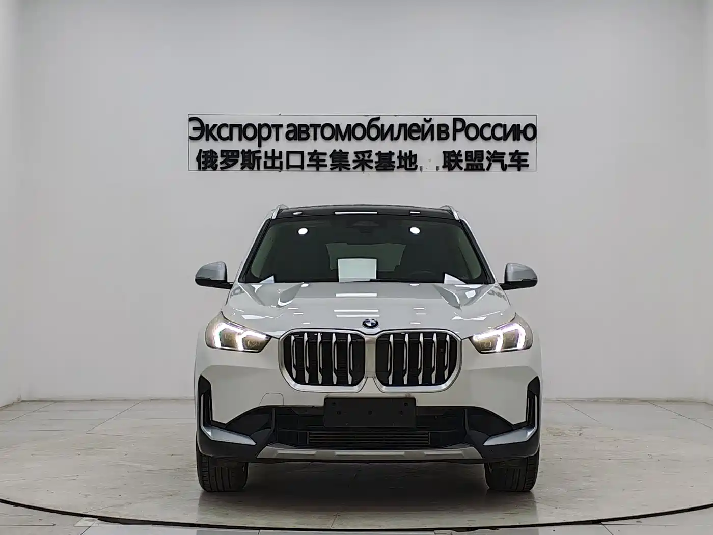 BMW X1 2023 sDrive20Li X Design Package фото 2