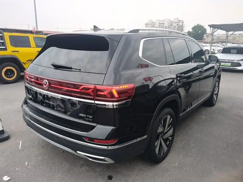 Фото 7 - Volkswagen Teramont