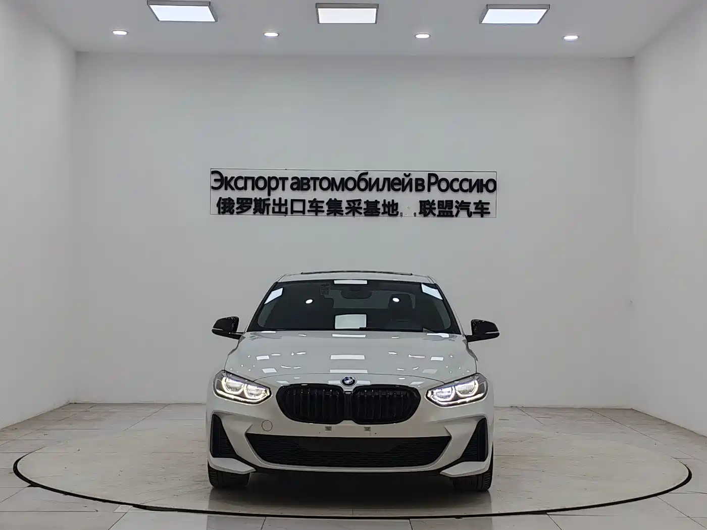 BMW 1 SERIES
