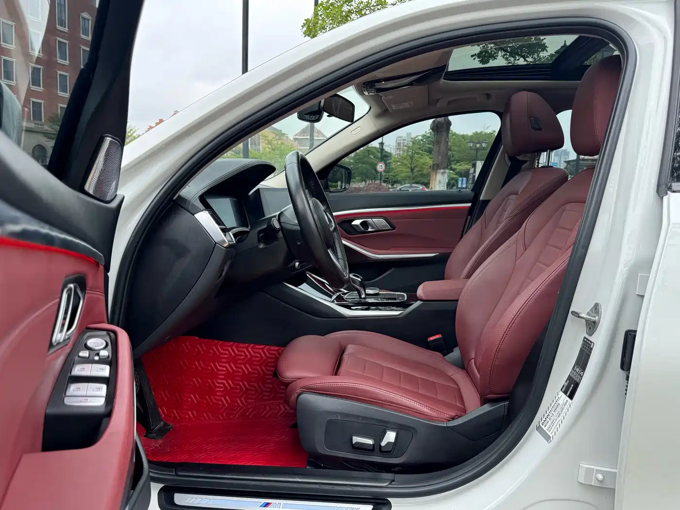 BMW 3 Series 2021 Second Facelift 320Li M Sport Package фото 11