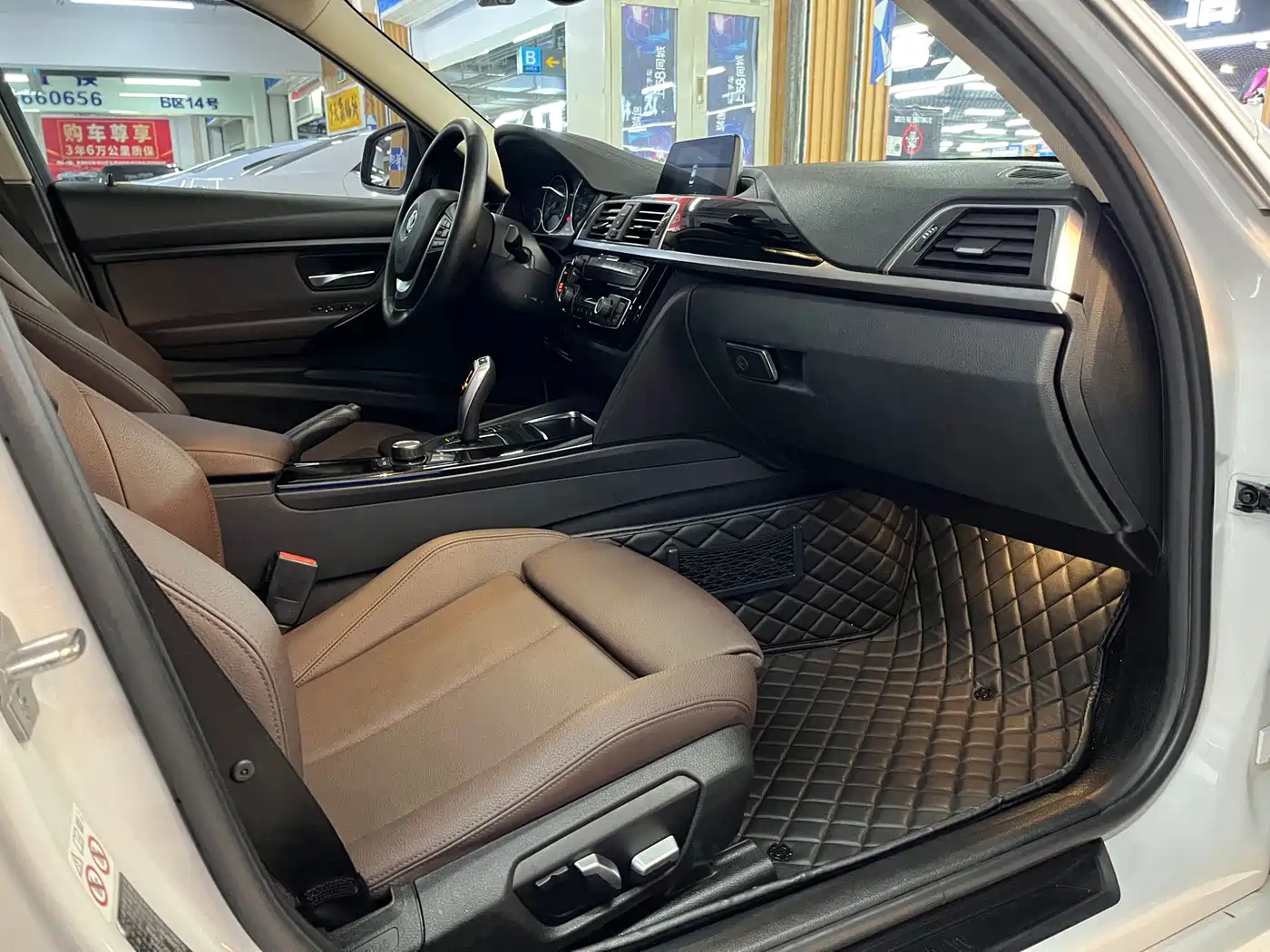 BMW 3 Series 2018 320Li Fashion Style фото 13
