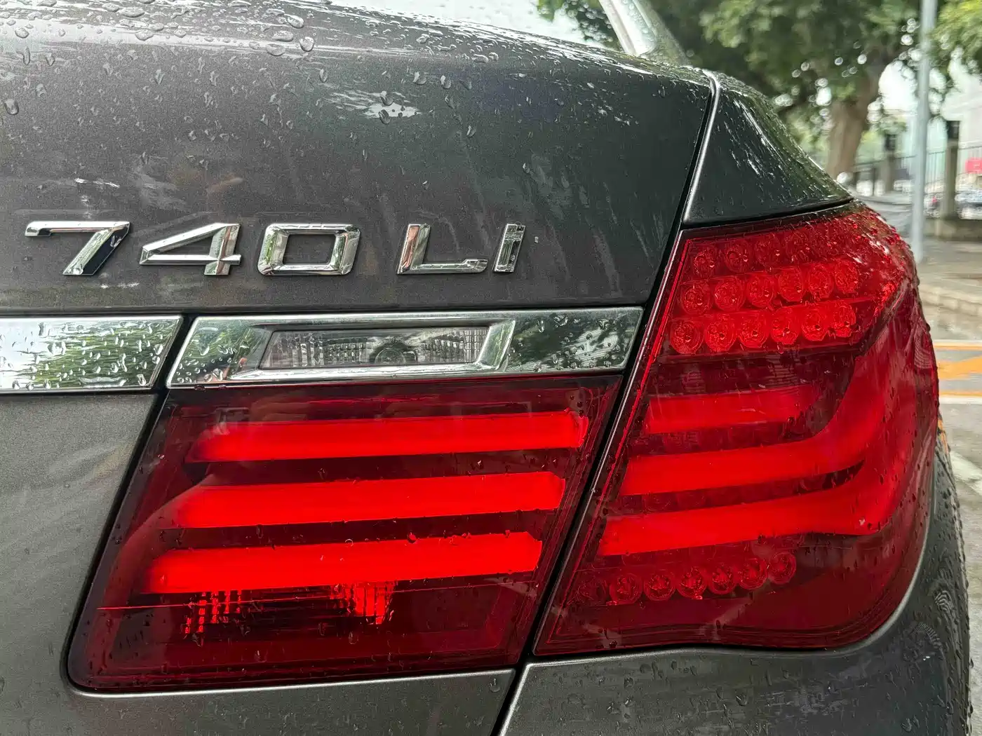 BMW 7 Series 2013 Model 740Li Luxury фото 22