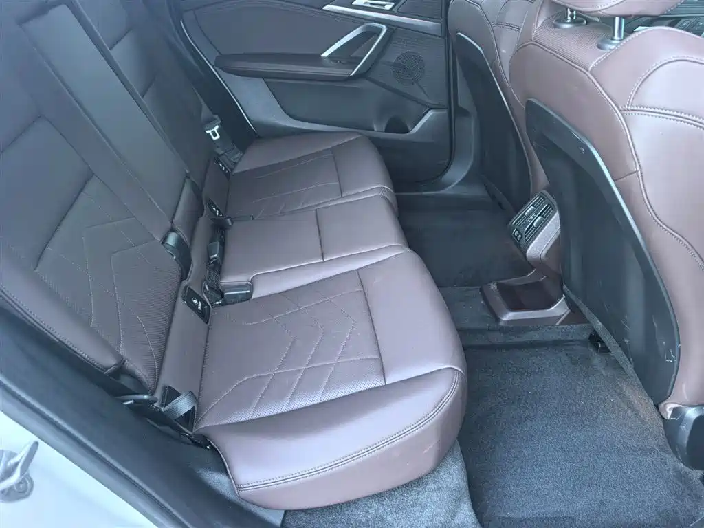BMW iX1 2025 2025 eDrive25L M Sport Package