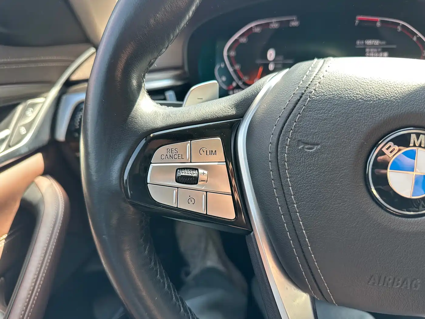 BMW 5 Series 2020 530Li Leading Luxury Package фото 24