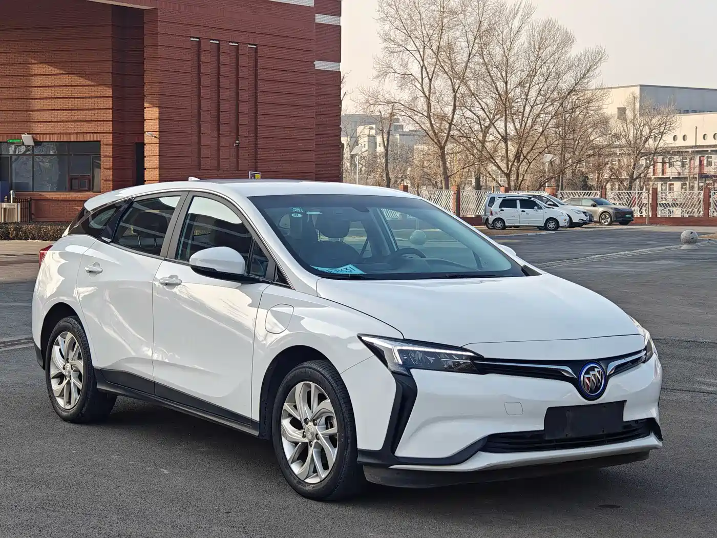 Фото 2 - Buick Velite 6