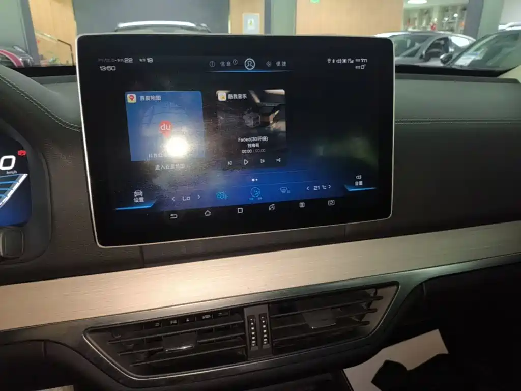 BYD Tang 2019 2018 2.0T Automatic Smart Connection Honor Edition 7-Seater China V