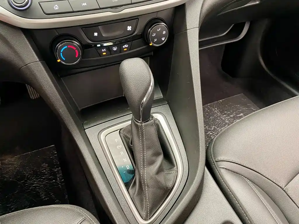 Фото 9 - Buick Excelle