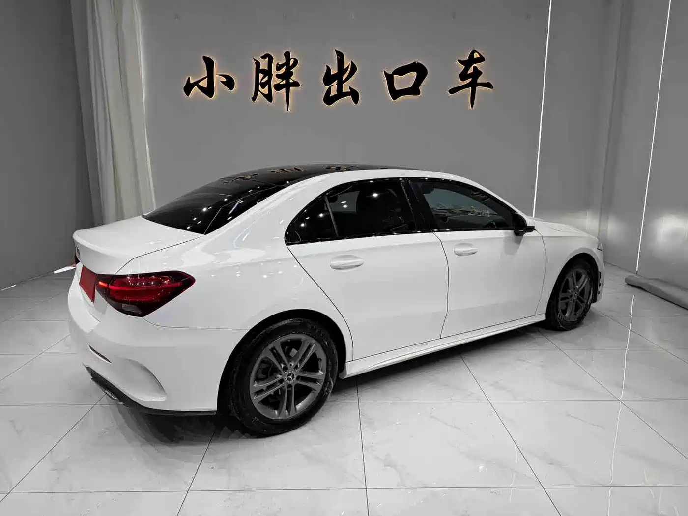 Mercedes-Benz A-Class 2022 A 180 L Sport Sedan фото 5