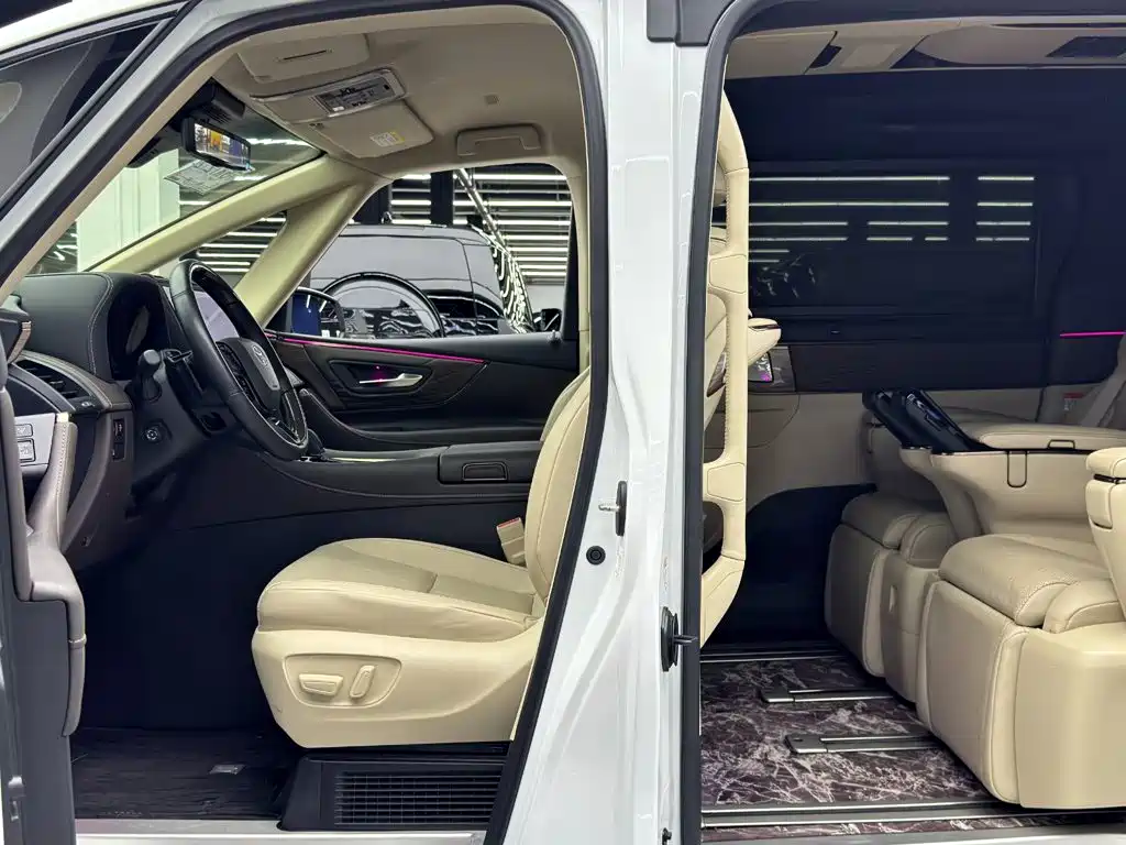 Toyota Alphard 2025 2024 Hybrid 2.5L Ultimate Enjoyment Edition