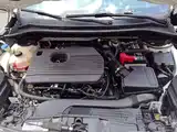 Фото 20 - Ford Escape