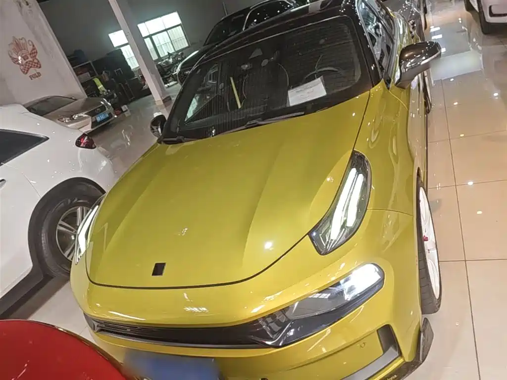 Lynk & Co 03 2020 03+ 2.0TD Auto Wind Master Edition фото 3