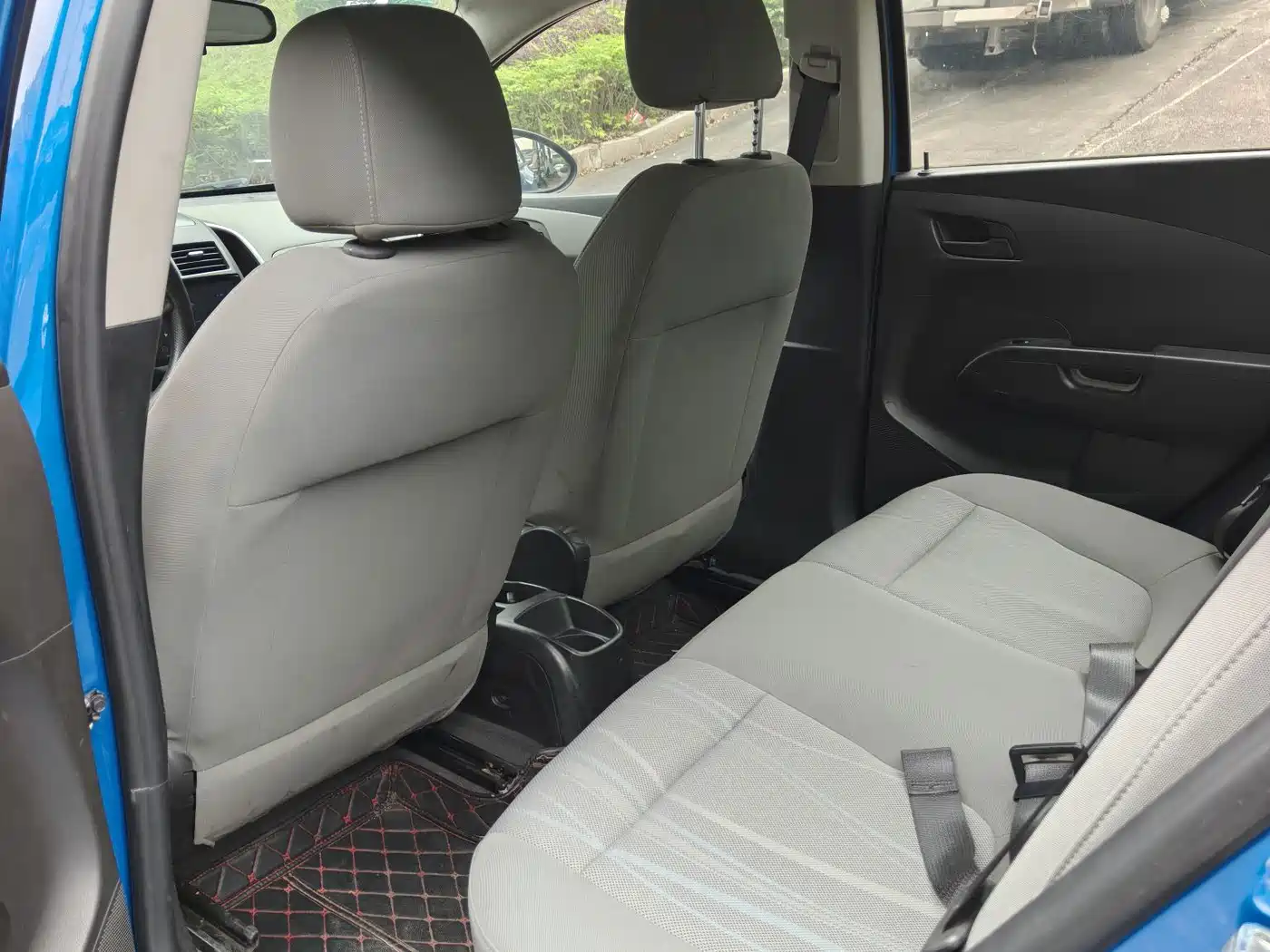 Chevrolet Aveo 2013 2013 Sedan 1.4L AT Sunroof Edition